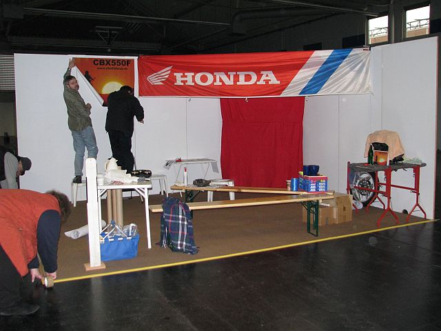 26. Motorradmesse in Dortmund - Stand-Aufbau