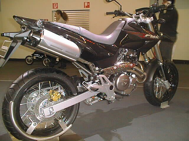 Intermot 32